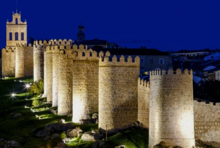 páginas para ligar avila