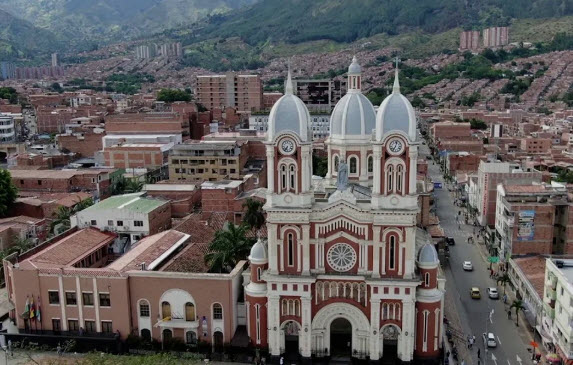 Páginas para ligar Turbo maduras, casadas y transexuales en 2026 – Colombia